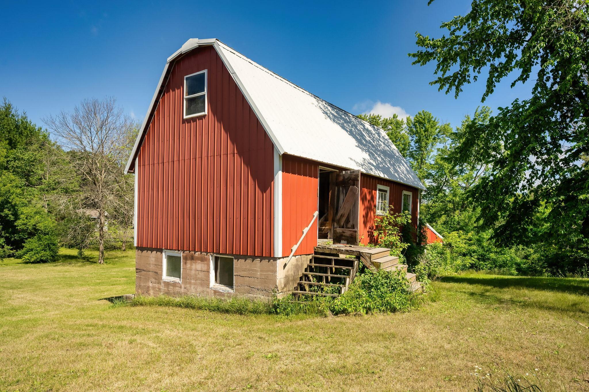 1292 County Rd H Star Prairie, WI 54026 - Photo 32 of 79