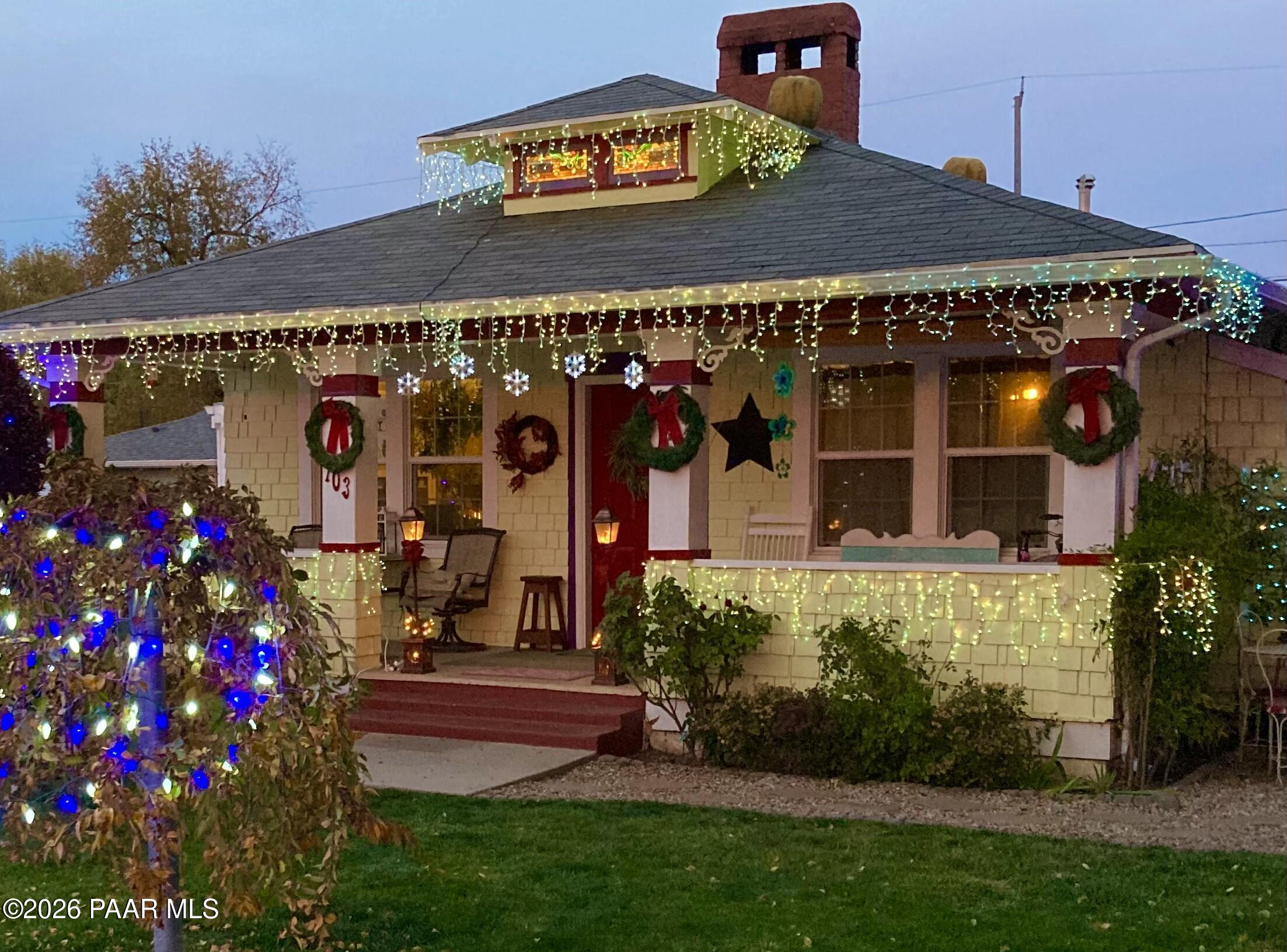 703 Ruth Street Prescott, AZ 86301 - Photo 6 of 26 Holiday Look