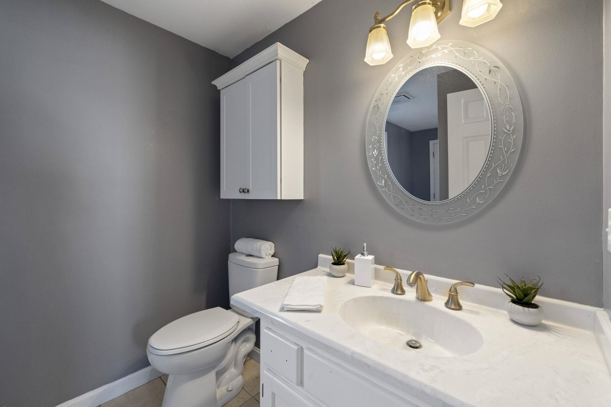 39 Cate Street Epping, NH 03042 - Photo 14 of 35