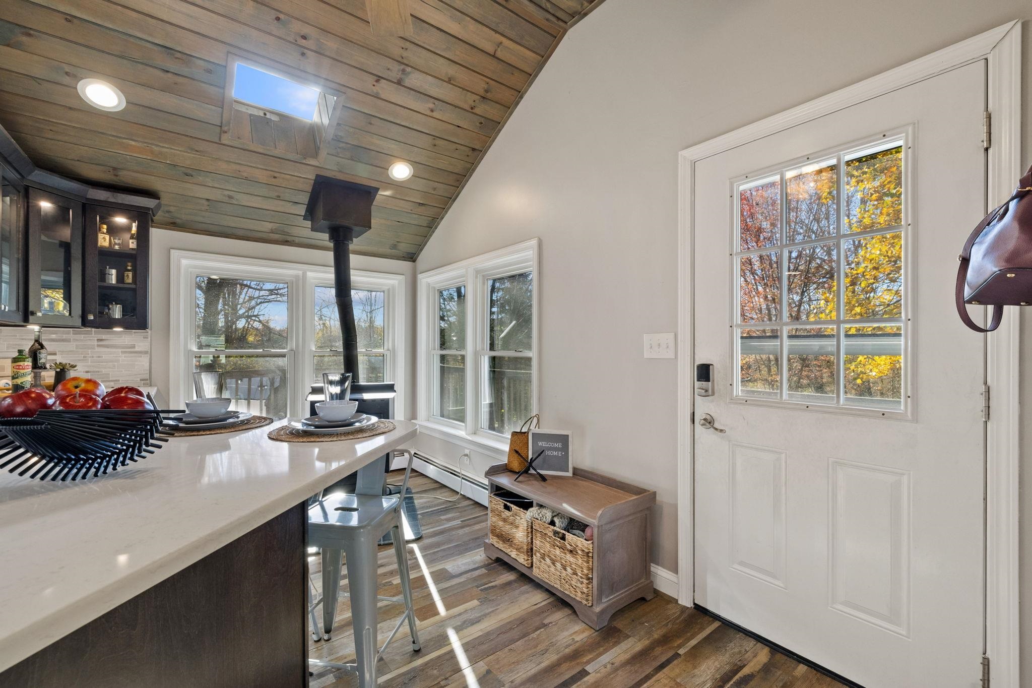 39 Cate Street Epping, NH 03042 - Photo 4 of 35