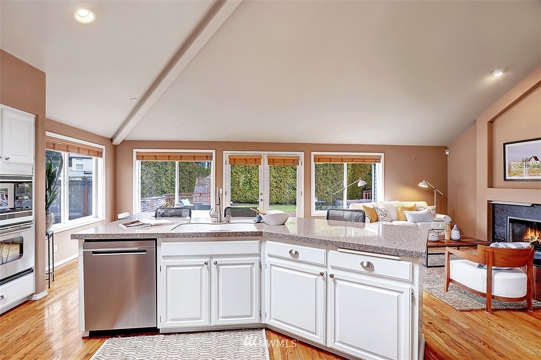 107 174th Street Southwest Bothell, WA 98012 - Photo 11 of 30