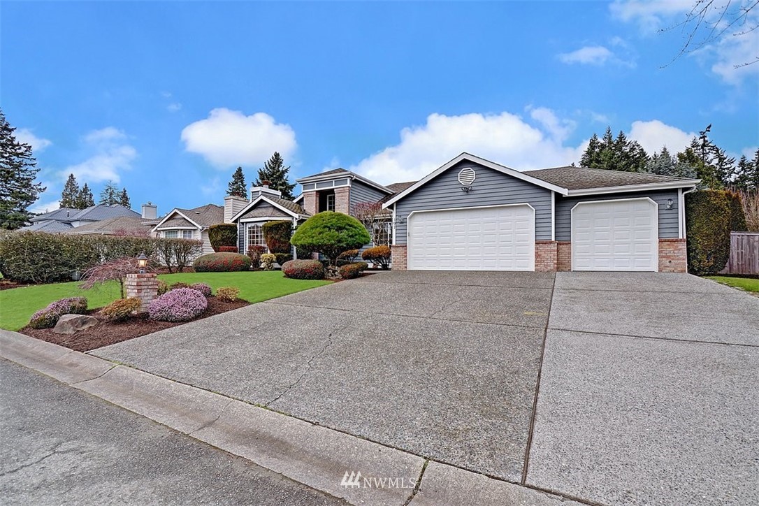 107 174th Street Southwest Bothell, WA 98012 - Photo 3 of 30