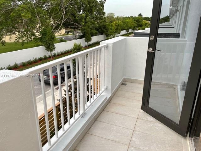 25308 Southwest 135th Avenue Homestead, FL 33032 - Photo 12 of 25 a view of balcony
