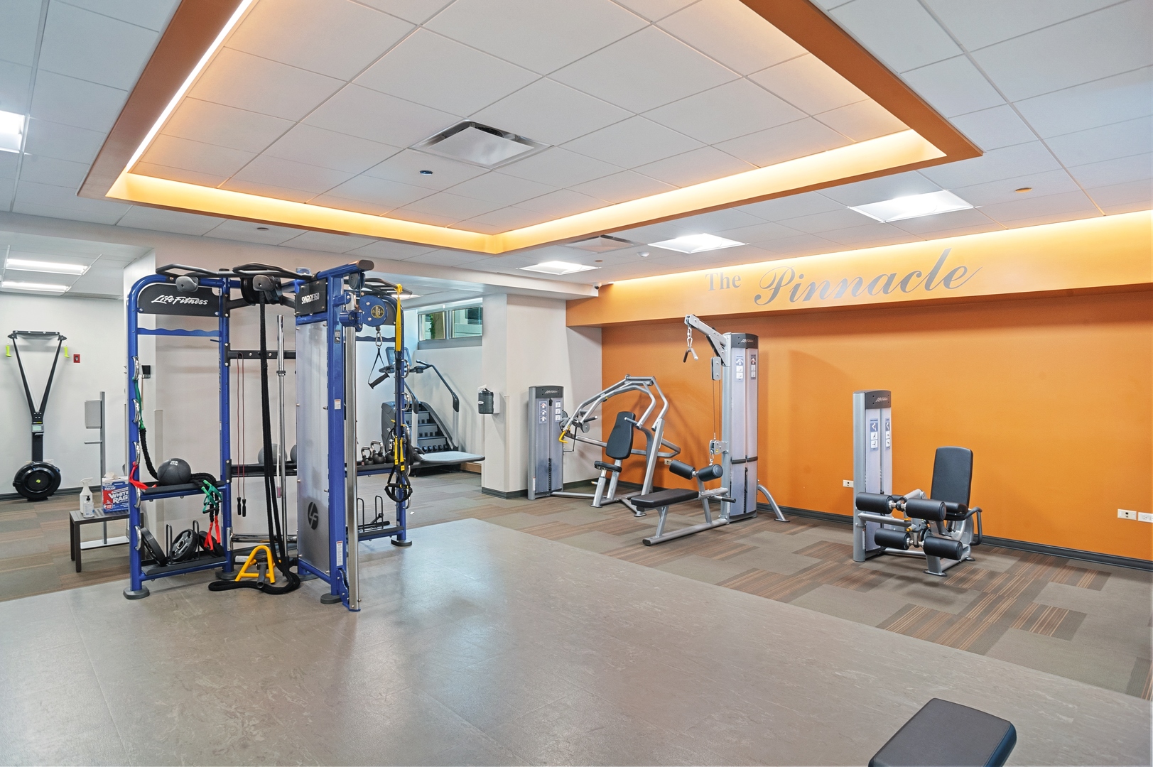 21 East Huron Street, Unit 3305 Chicago, IL 60611 - Photo 25 of 31