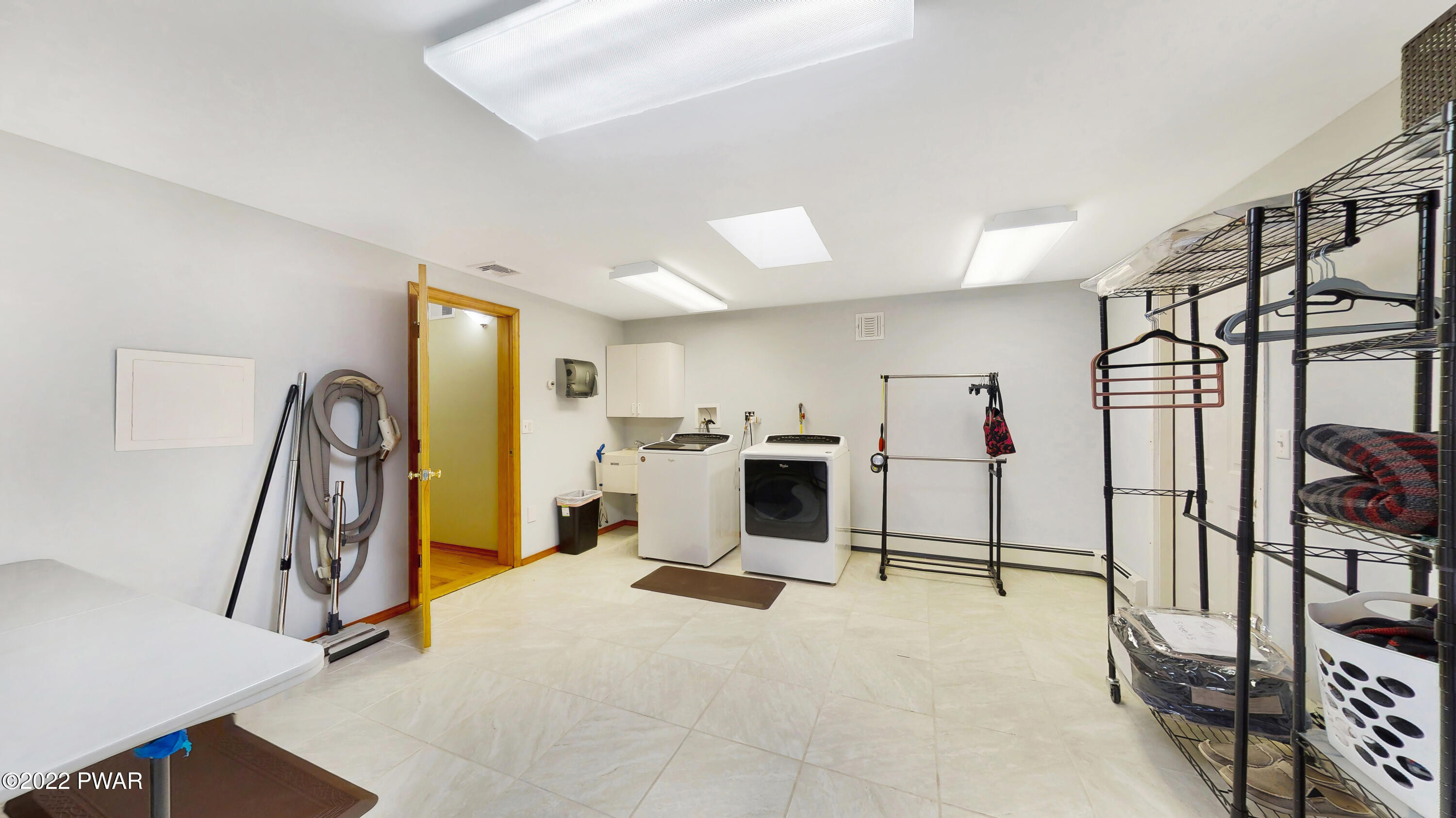 523 Maple Ridge Drive Hawley, PA 18428 - Photo 19 of 87