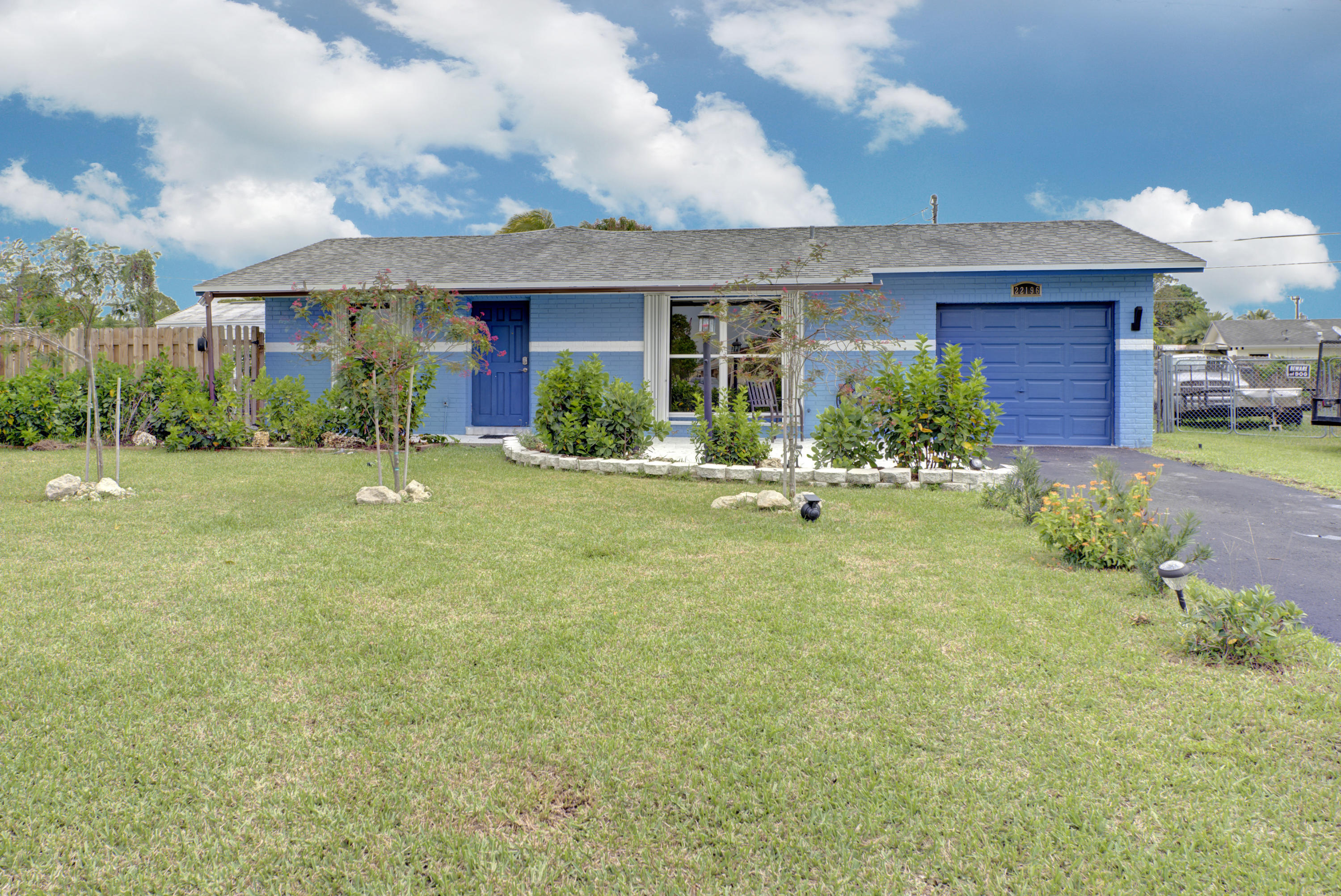 22196 Southwest 64th Terrace Boca Raton, FL 33428 - Photo 3 of 36 DSC_8335 sky (1)