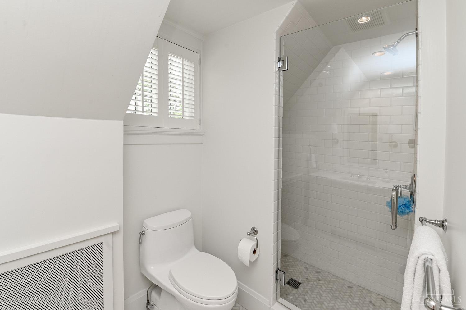 2469 Grandin Road Cincinnati, OH 45208 - Photo 46 of 74 Gallery Image 46