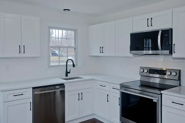 $390,000 | 6 Haynes Hill Road, Wales, MA 01081