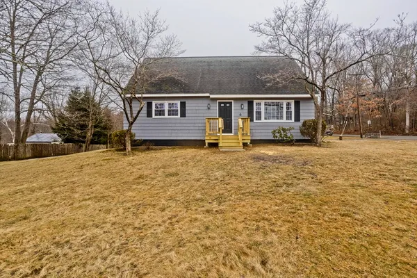 $390,000 | 6 Haynes Hill Road, Wales, MA 01081