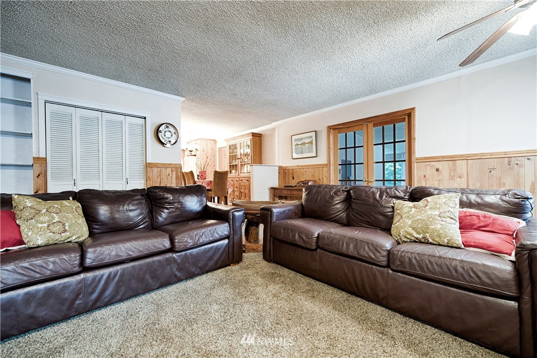 17405 Southeast 142nd Street Renton, WA 98059 - Photo 11 of 25