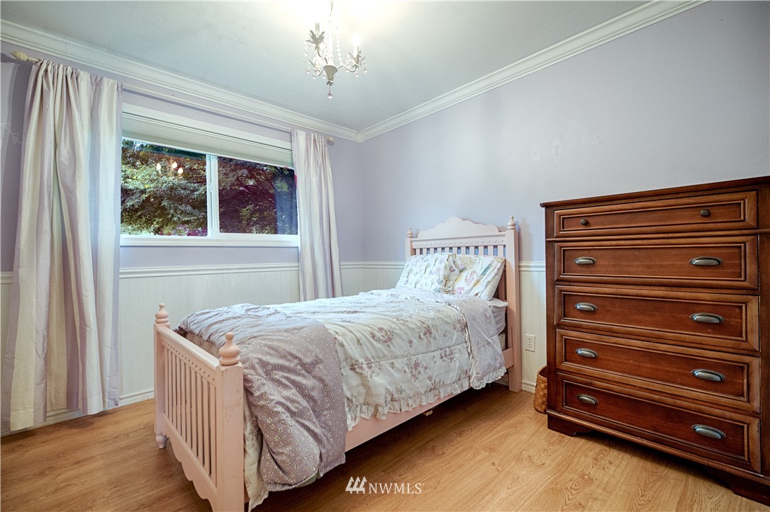 17405 Southeast 142nd Street Renton, WA 98059 - Photo 13 of 25