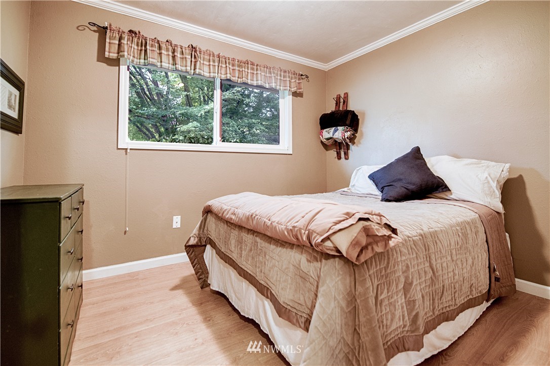17405 Southeast 142nd Street Renton, WA 98059 - Photo 14 of 25