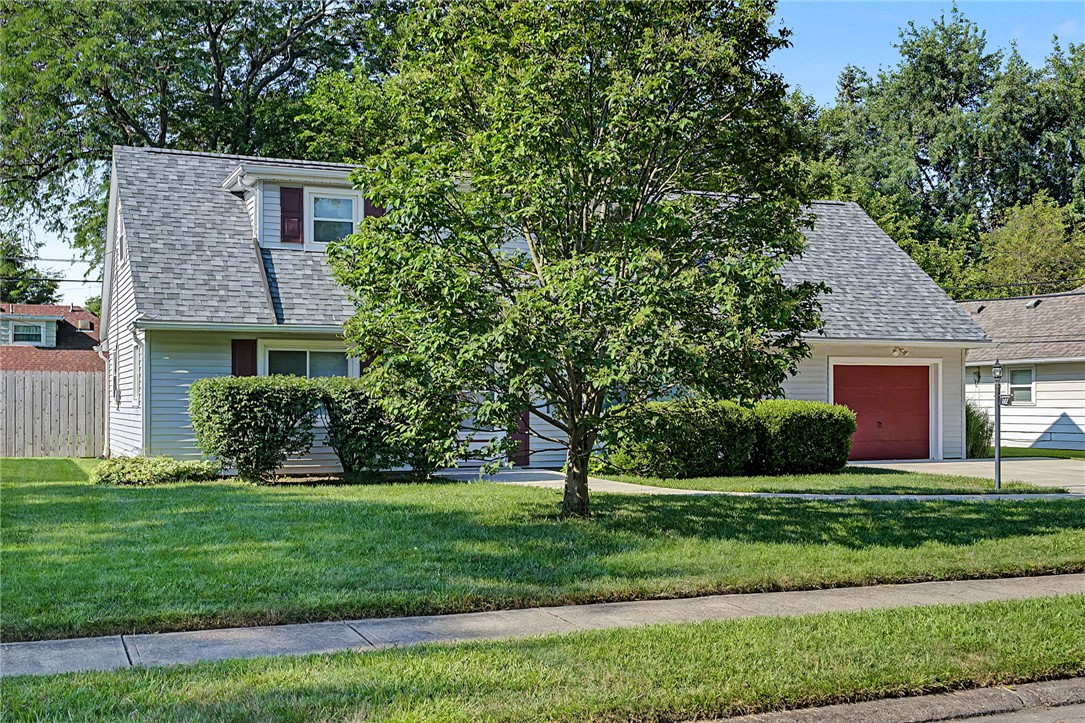 812 Kenosha Road Kettering, OH 45429 - Photo 7 of 48 Gallery Image 7