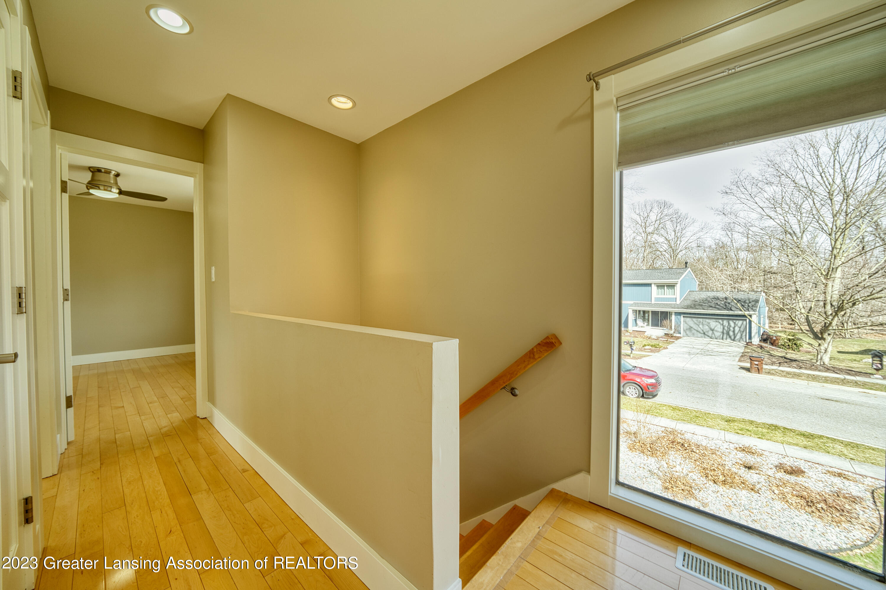 1175 Buckingham Road Haslett, MI 48840 - Photo 29 of 58 Hall