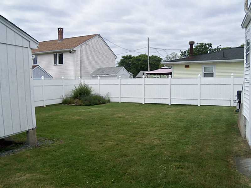 50 St James Road Narragansett, RI 02882 - Photo 3 of 15 Exterior Back.