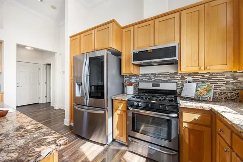 $628,000 | 6024 Old Quarry Loop, Oakland, CA 94605