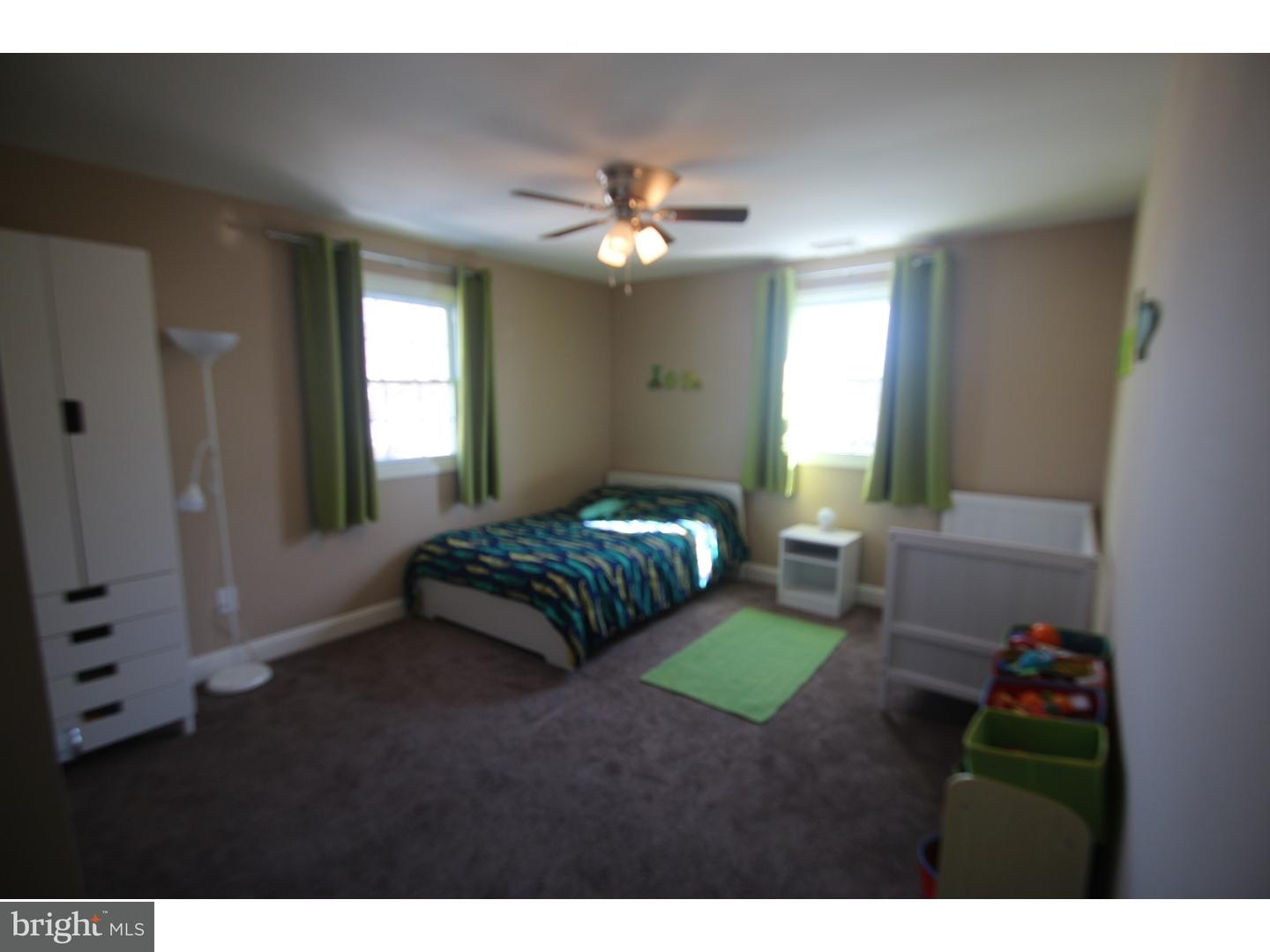 110 Terrace Road Levittown, PA 19056 - Photo 20 of 25