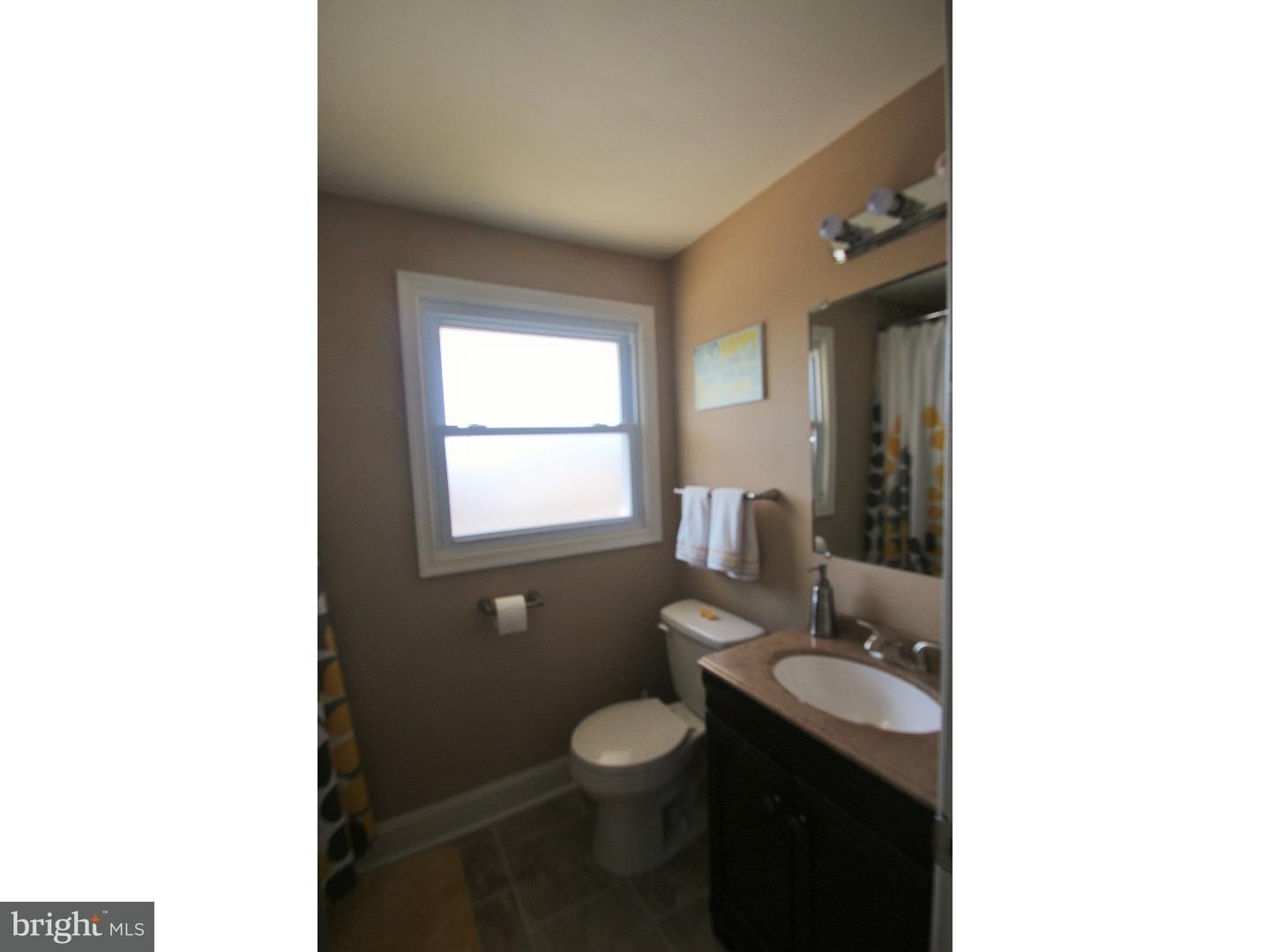 110 Terrace Road Levittown, PA 19056 - Photo 10 of 25