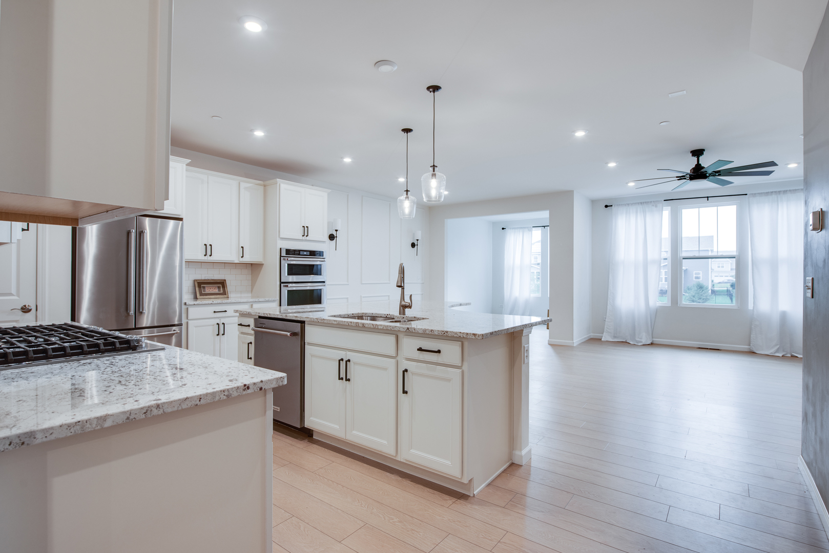 1205 Josiah Road, Unit 1205 Naperville, IL 60563 - Photo 3 of 26 Gallery Image 3