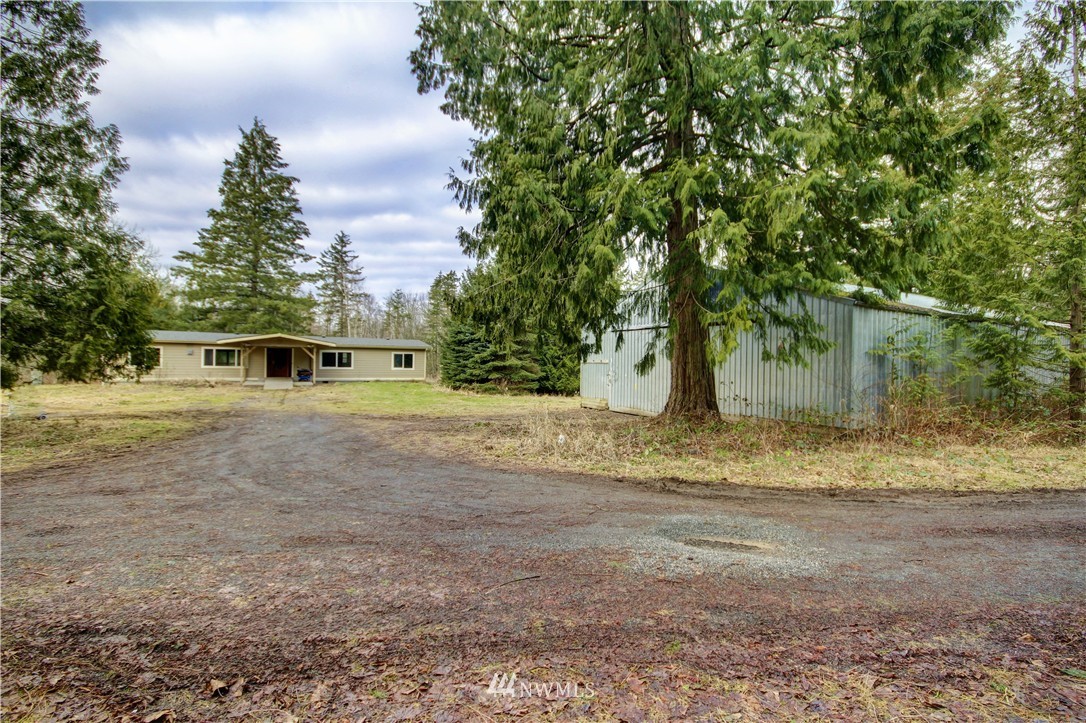 6205 Mission Road Everson, WA 98247 - Photo 1 of 13