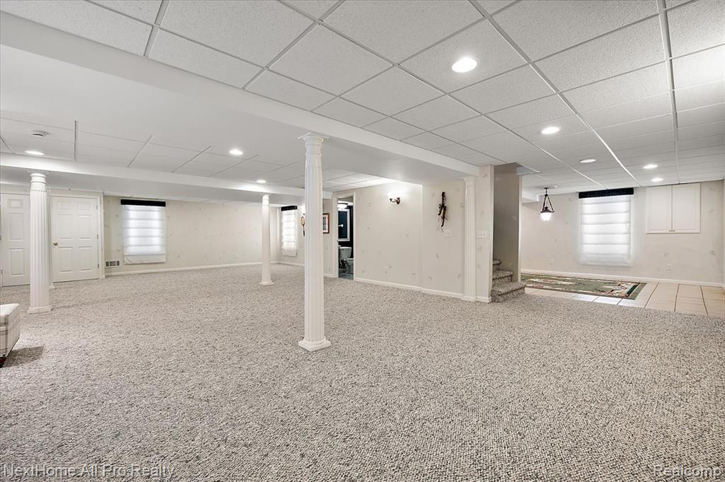 2116 Mapleridge Road Rochester Hills, MI 48309 - Photo 44 of 57