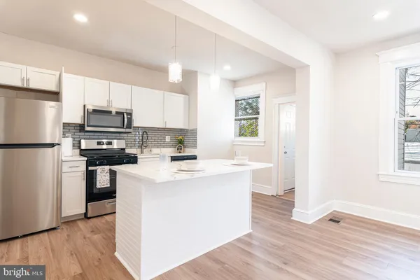 $509,000 | 319 East University Parkway, Baltimore, MD 21218