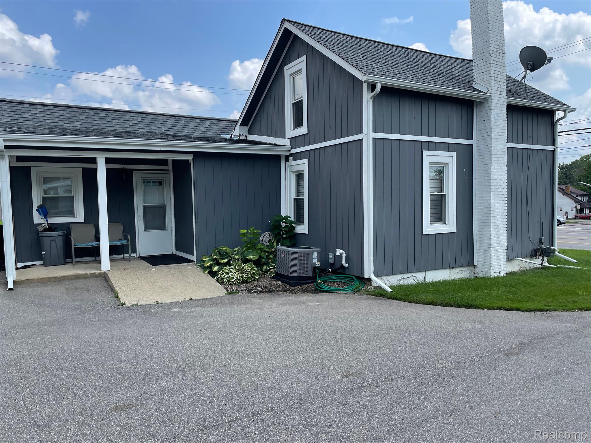 7556 Miller Road Swartz Creek, MI 48473 - Photo 14 of 15