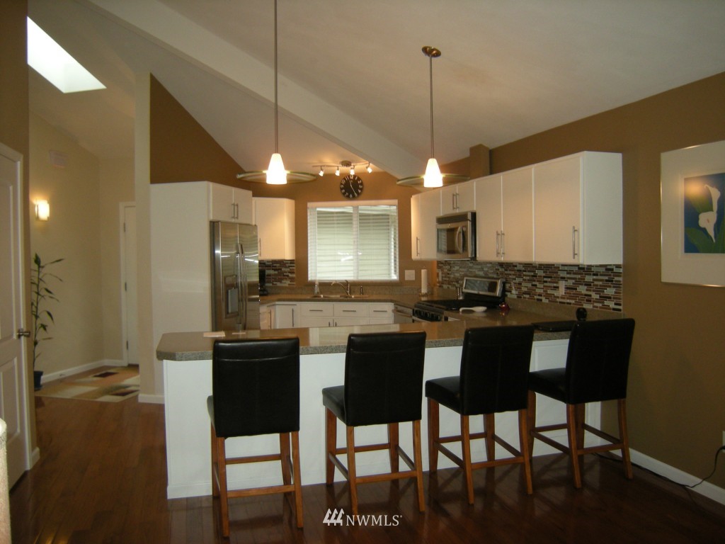 1430 East Old Ranch Road Allyn, WA 98524 - Photo 7 of 15 Gallery Image 7