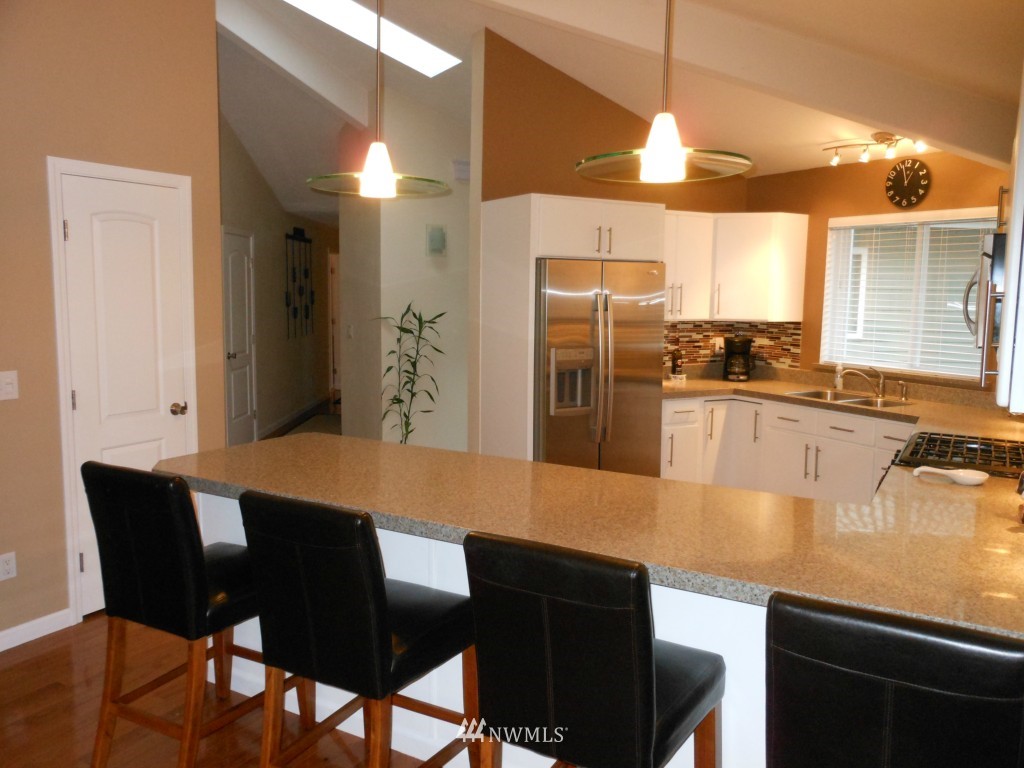 1430 East Old Ranch Road Allyn, WA 98524 - Photo 8 of 15 Gallery Image 8