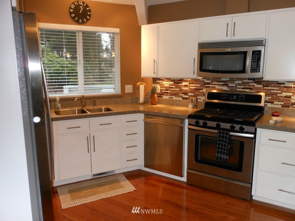 1430 East Old Ranch Road Allyn, WA 98524 - Photo 9 of 15 Gallery Image 9