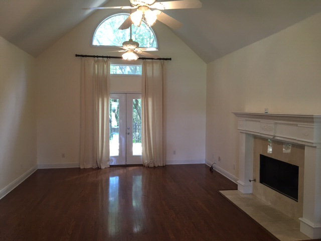8894 Lake View Drive Fairhope, AL 36532 - Photo 2 of 11