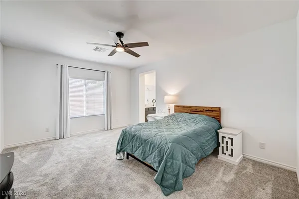 $2,895 | 3791 McLeod Drive, Las Vegas, NV 89121