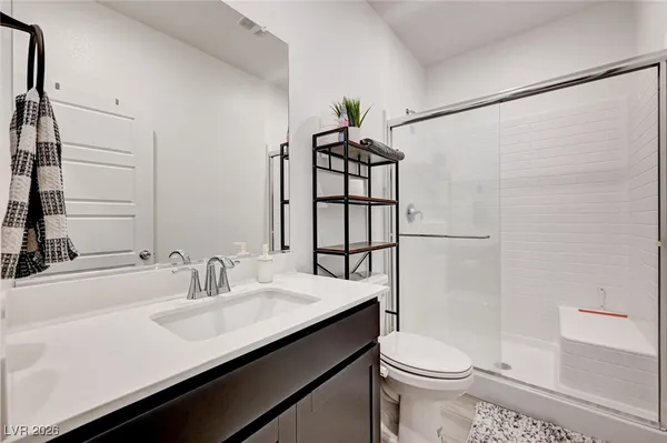 $2,895 | 3791 McLeod Drive, Las Vegas, NV 89121