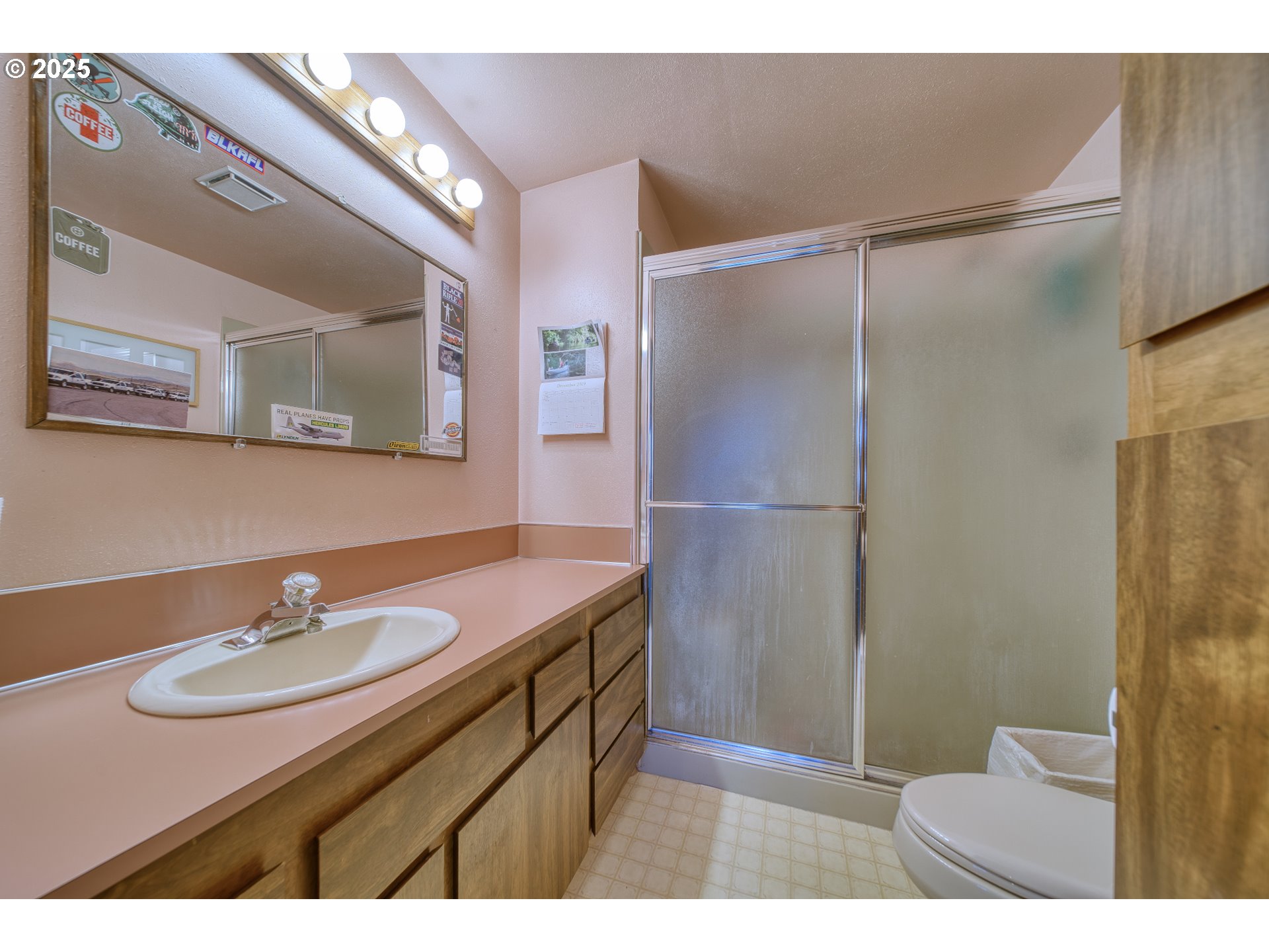 27001 Northwest St Helens Road Scappoose, OR 97056 - Photo 12 of 36 Owner's Suite Bathroom