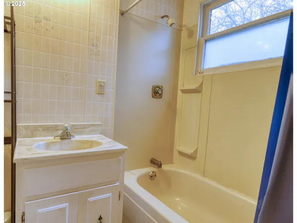 $775,000 | 27001 Northwest St Helens Road, Scappoose, OR 97056