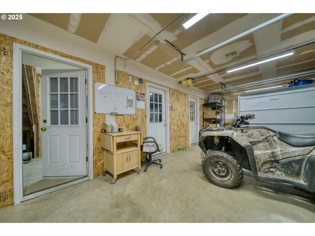 $799,000 | 27001 Northwest St Helens Road, Scappoose, OR 97056