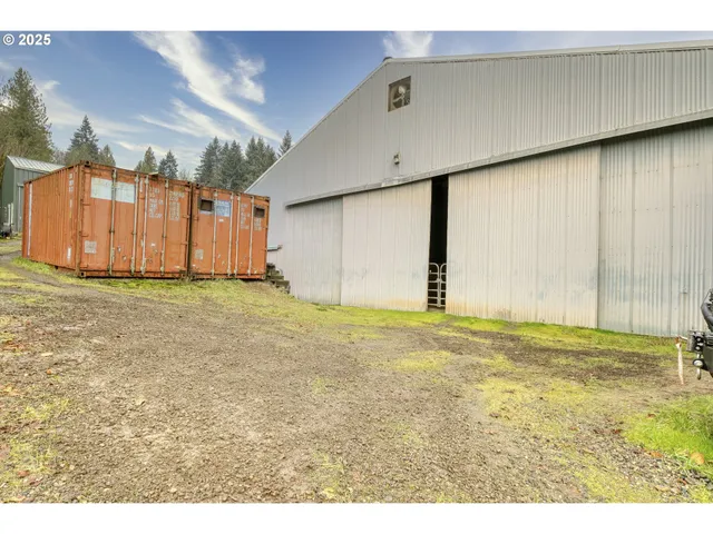 $799,000 | 27001 Northwest St Helens Road, Scappoose, OR 97056