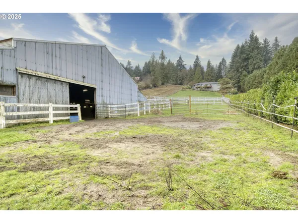 $775,000 | 27001 Northwest St Helens Road, Scappoose, OR 97056