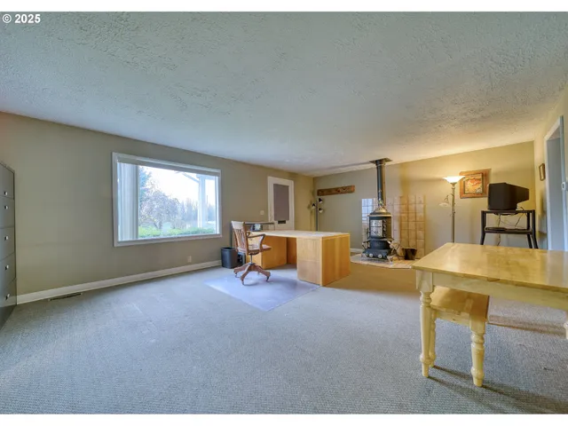 $799,000 | 27001 Northwest St Helens Road, Scappoose, OR 97056