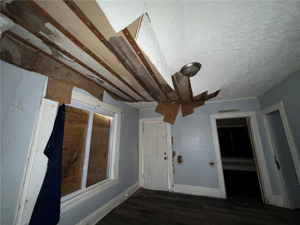 136 Glendale Park Rochester, NY 14613 - Photo 27 of 30 Gallery Image 27