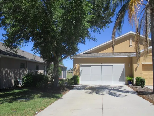 $2,300 | 2211 Oakley Green Drive, Sun City Center, FL 33573