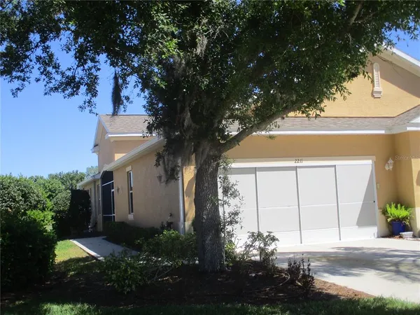$2,300 | 2211 Oakley Green Drive, Sun City Center, FL 33573