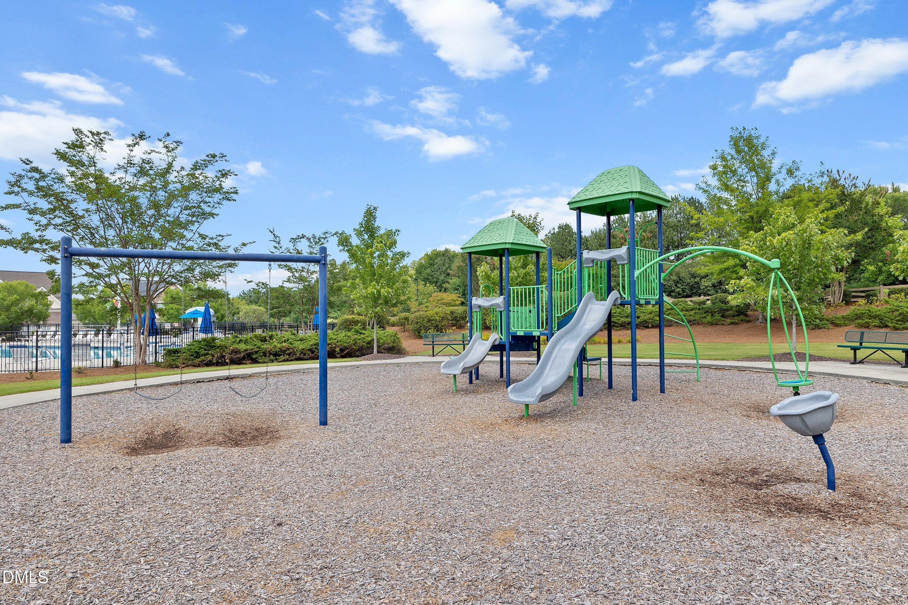 103 Thorngate Road Durham, NC 27703 - Photo 48 of 50 57-103 Thorngate Rd_7485