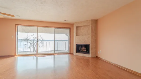 a view of livingroom with closet