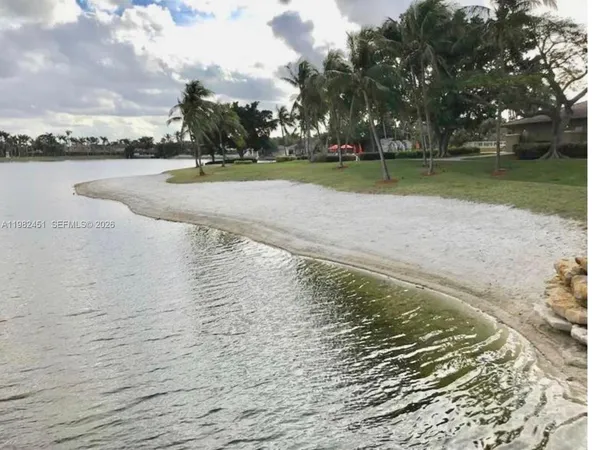 $4,400 | 11210 Northwest 73rd Terrace, Unit 11210, Doral, FL 33178