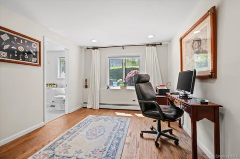 $1,299,000 | 1 Sandra Court, Glen Cove, NY 11542