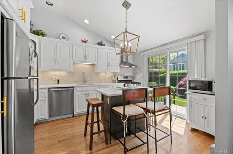 $1,299,000 | 1 Sandra Court, Glen Cove, NY 11542