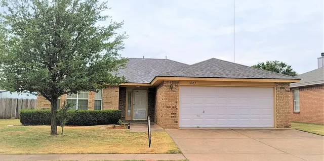 $1,650 | 1625 79th Place, Lubbock, TX 79423