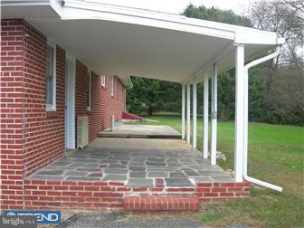 136 West Hillendale Road Kennett Square, PA 19348 - Photo 3 of 11 Gallery Image 3