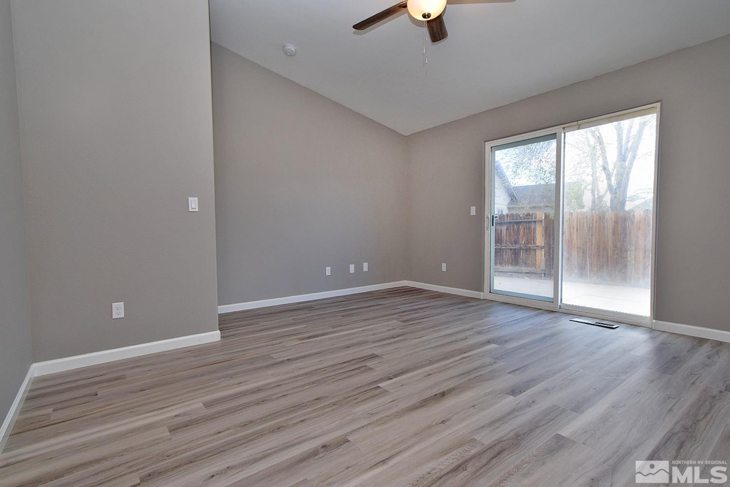 609 Tamsen Road Fernley, NV 89408 - Photo 11 of 38 Photo 11